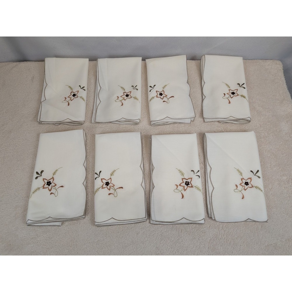Vintage Embroidered Cloth Napkins Set of 8 Off White Scalloped Edge Floral Boho
